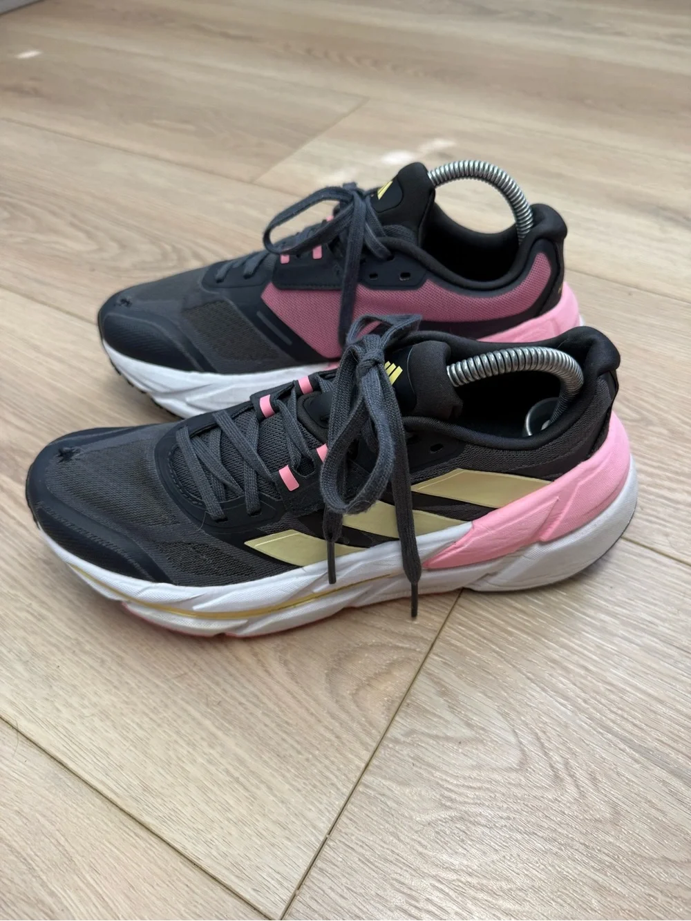 Adidas Adistar CS women's long distance running shoes woman’s 8.5